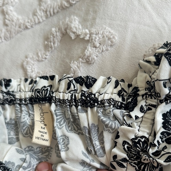 BeBop Black and White Floral Romper - Picture 2 of 4